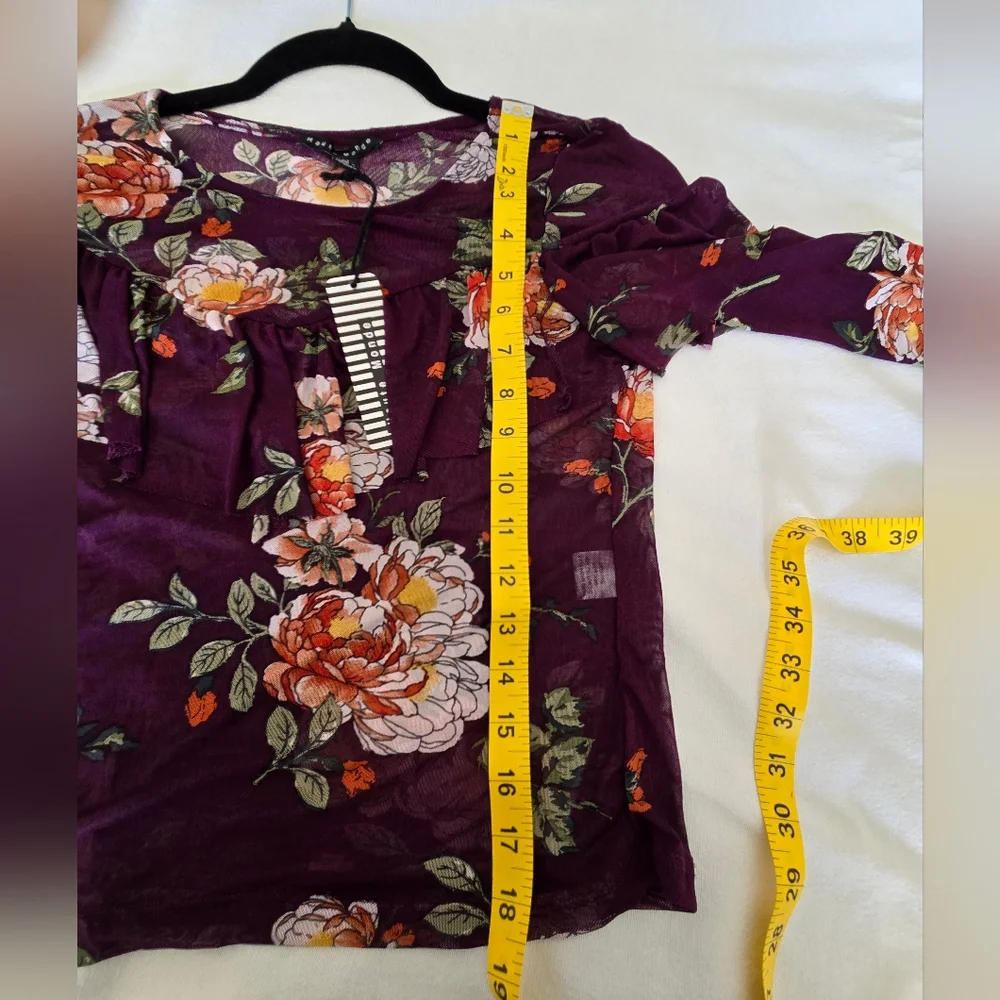 NWT Haute Monde Sheer Floral Blouse Top M Purple Romantic Ruffle Lightweight - Picture 9 of 10